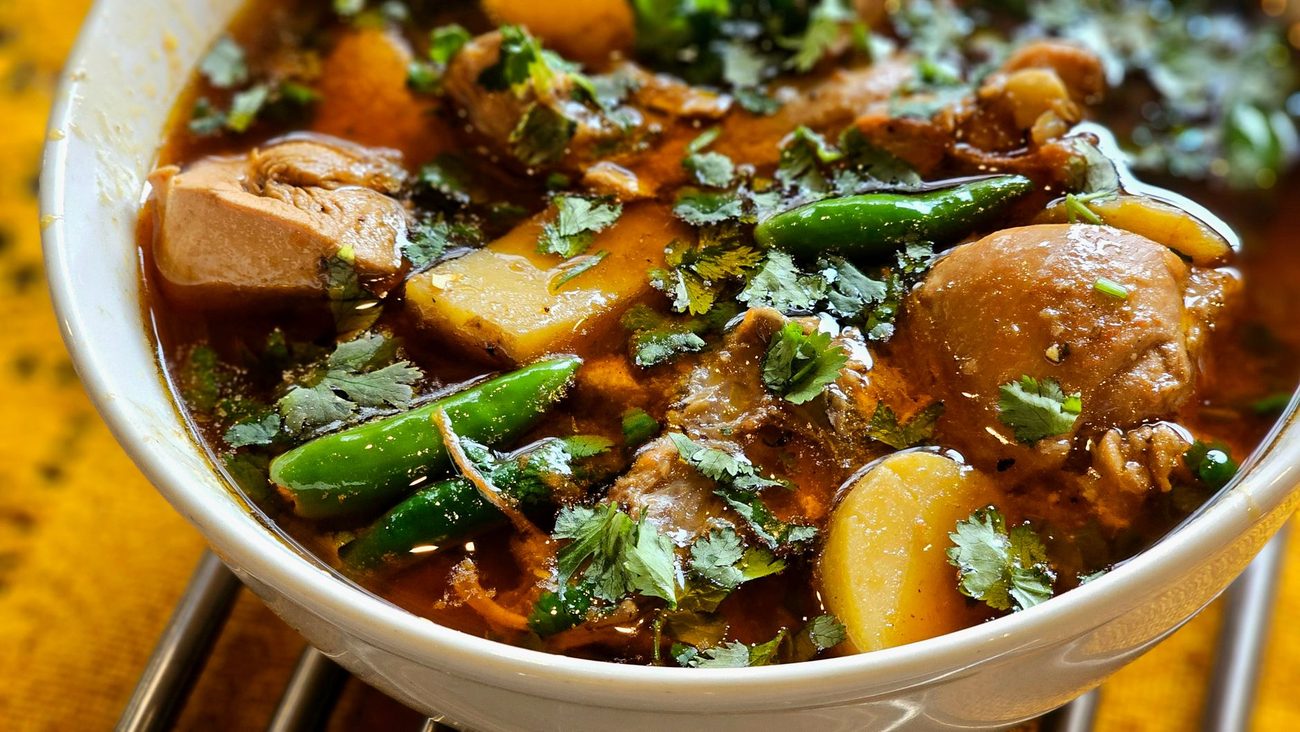 Slow Cooker White Chicken Chili for About $9